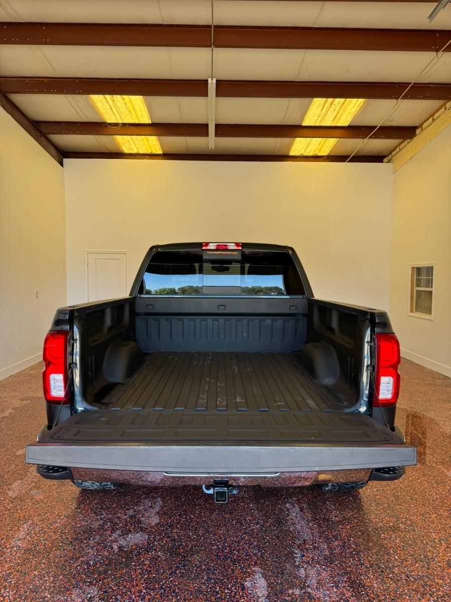 Chevrolet Silverado 1500 4WD Crew Cab 143.5" LTZ w/1LZ 2018