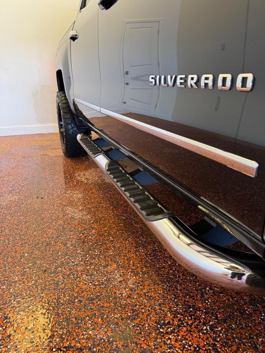 Chevrolet Silverado 1500 4WD Crew Cab 143.5" LTZ w/1LZ 2018