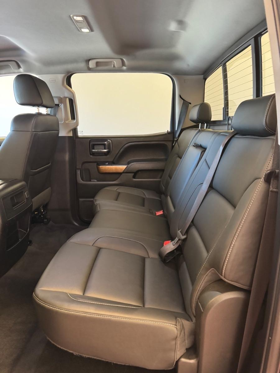 Chevrolet Silverado 1500 4WD Crew Cab 143.5" LTZ w/1LZ 2018
