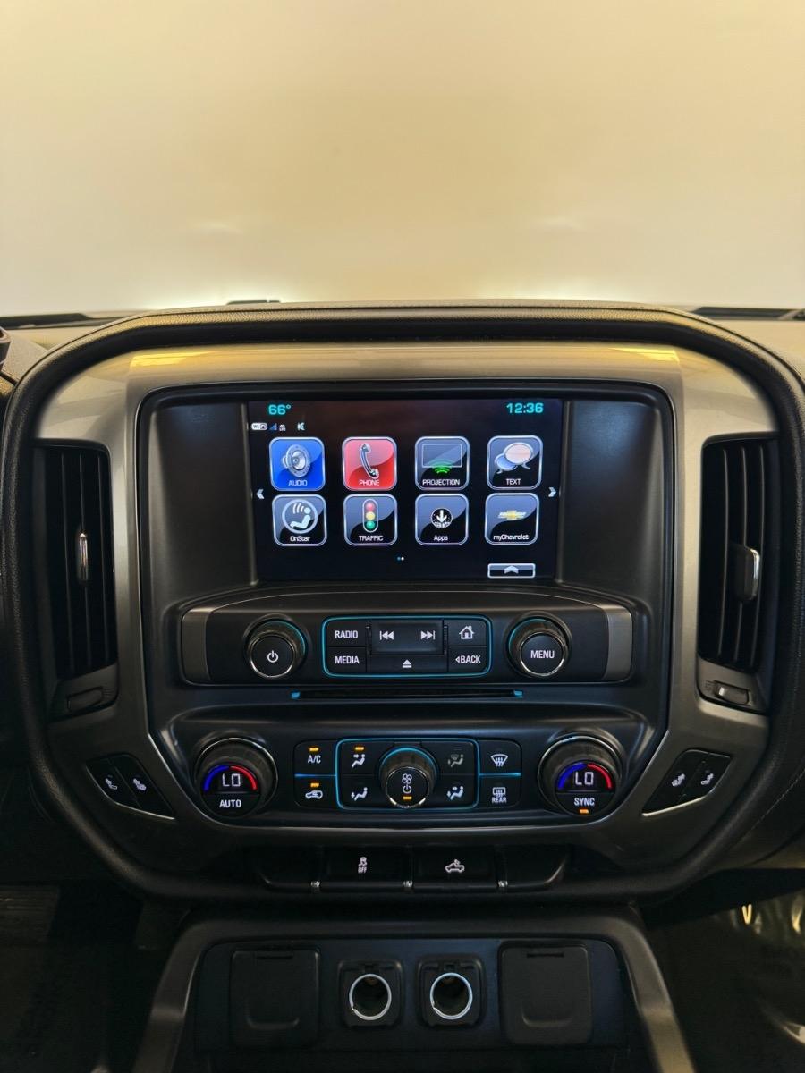 Chevrolet Silverado 1500 4WD Crew Cab 143.5" LTZ w/1LZ 2018