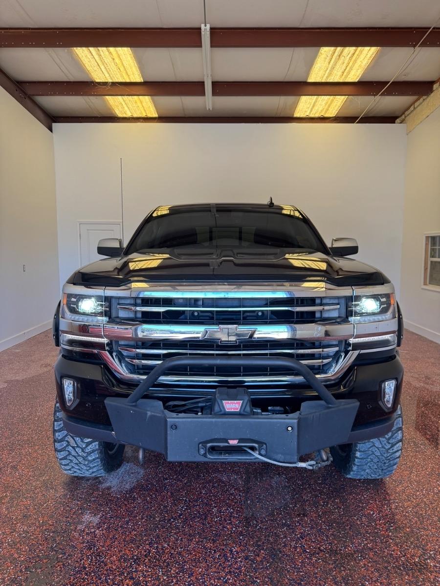 Chevrolet Silverado 1500 4WD Crew Cab 143.5" High Country 2016