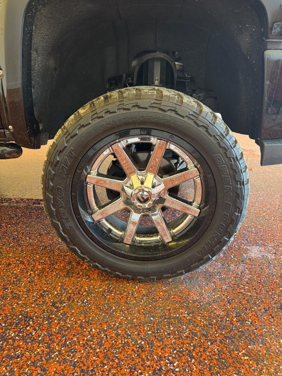 Chevrolet Silverado 1500 4WD Crew Cab 143.5" High Country 2016