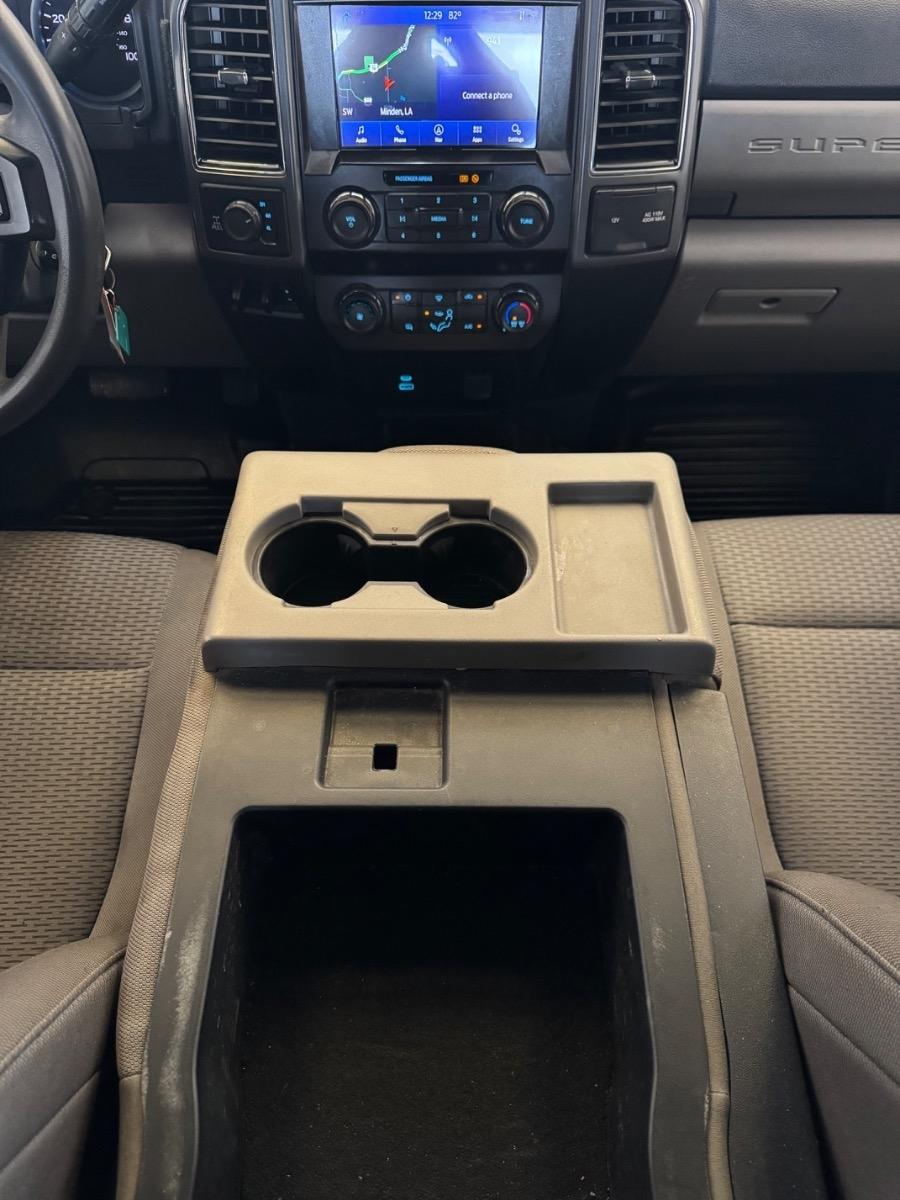 Ford Super Duty F-350 SRW King Ranch 4WD Crew Cab 8' Box 2022