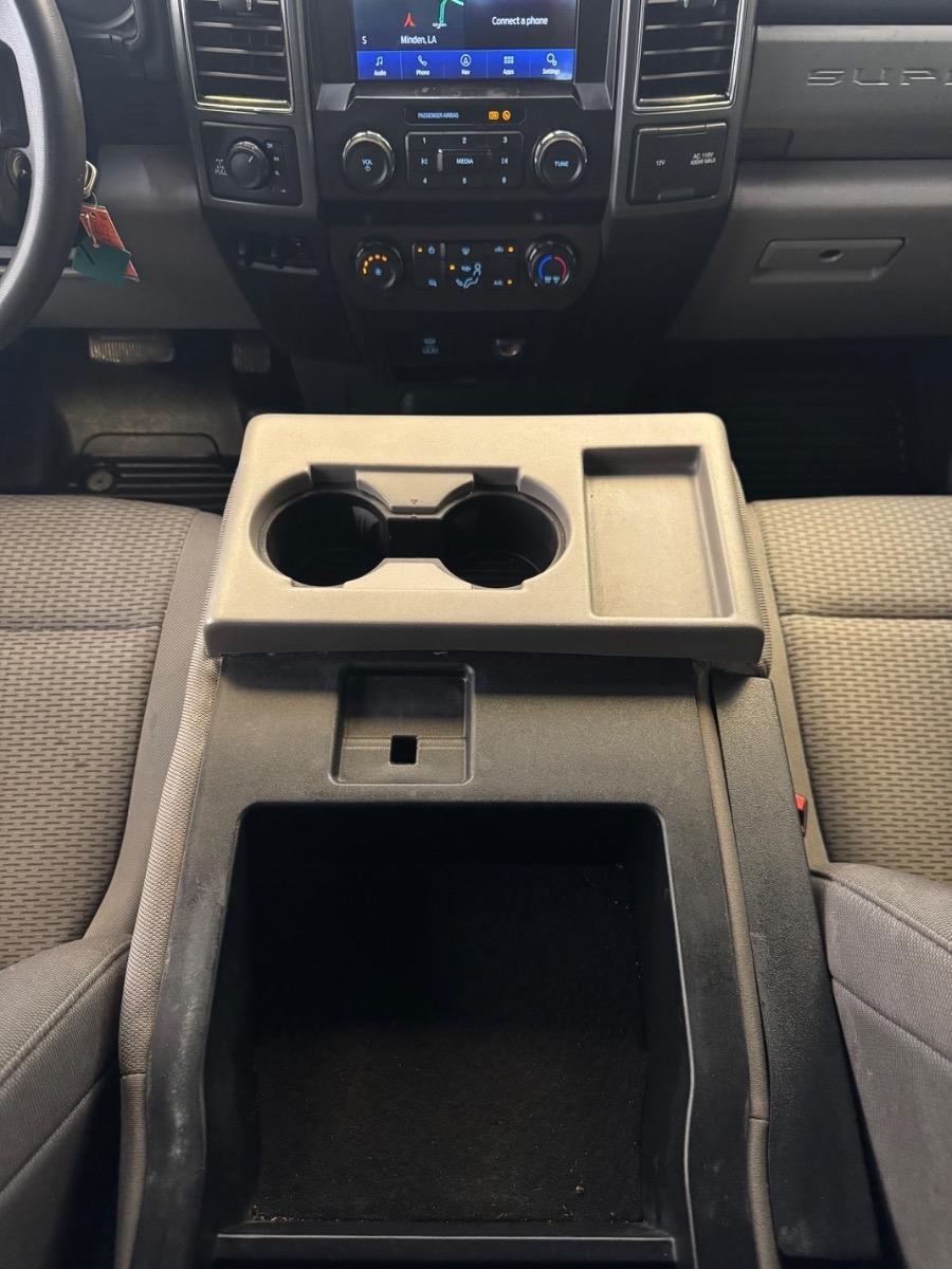 Ford Super Duty F-350 SRW King Ranch 4WD Crew Cab 8' Box 2022
