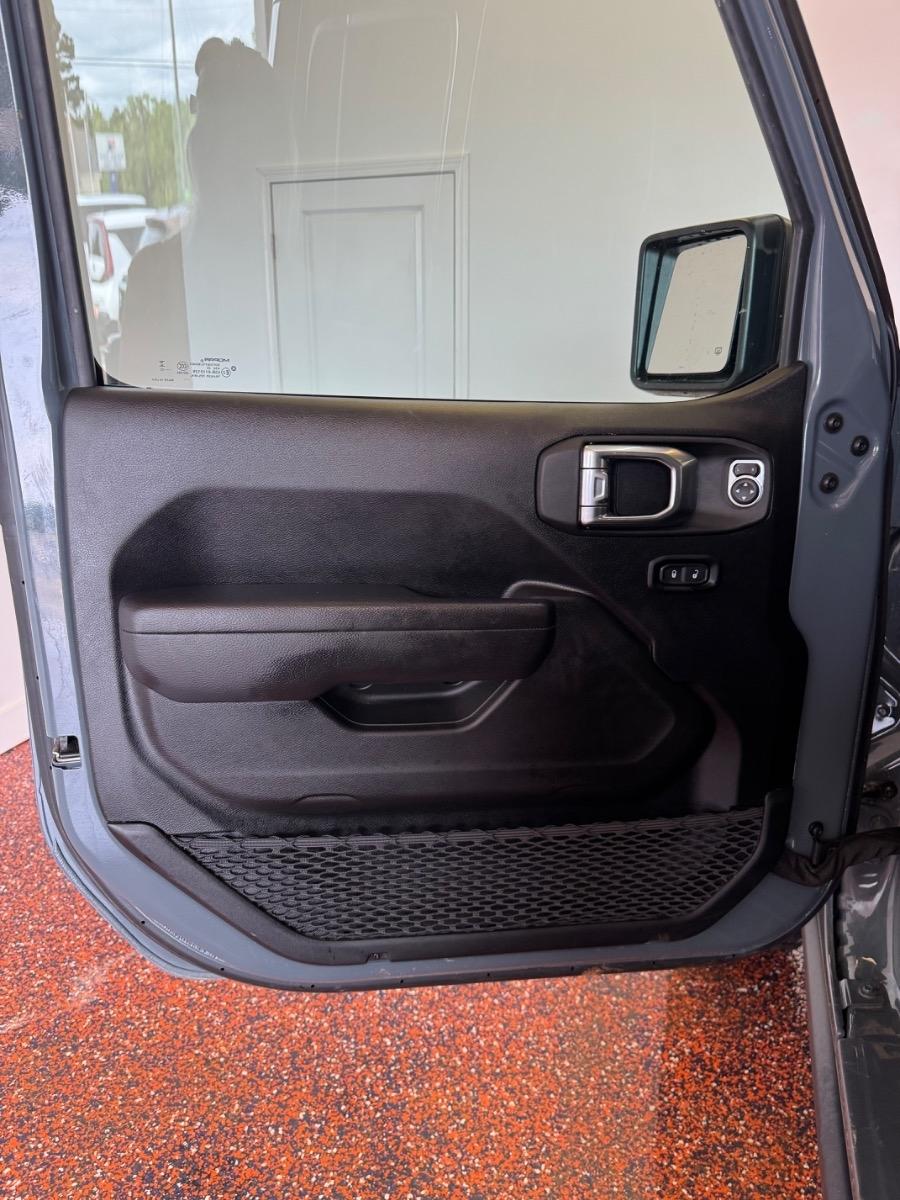 Jeep Gladiator Mojave 4x4 2025
