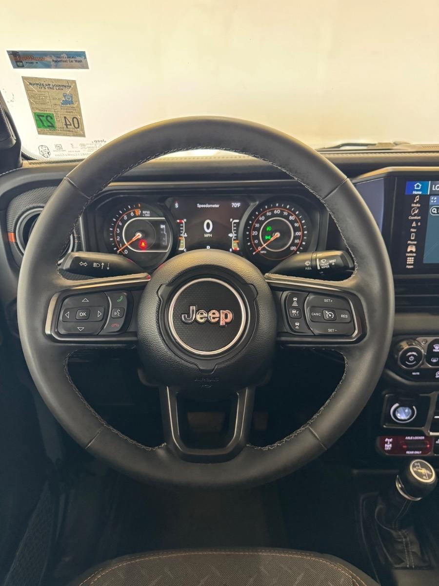 Jeep Gladiator Mojave 4x4 2025