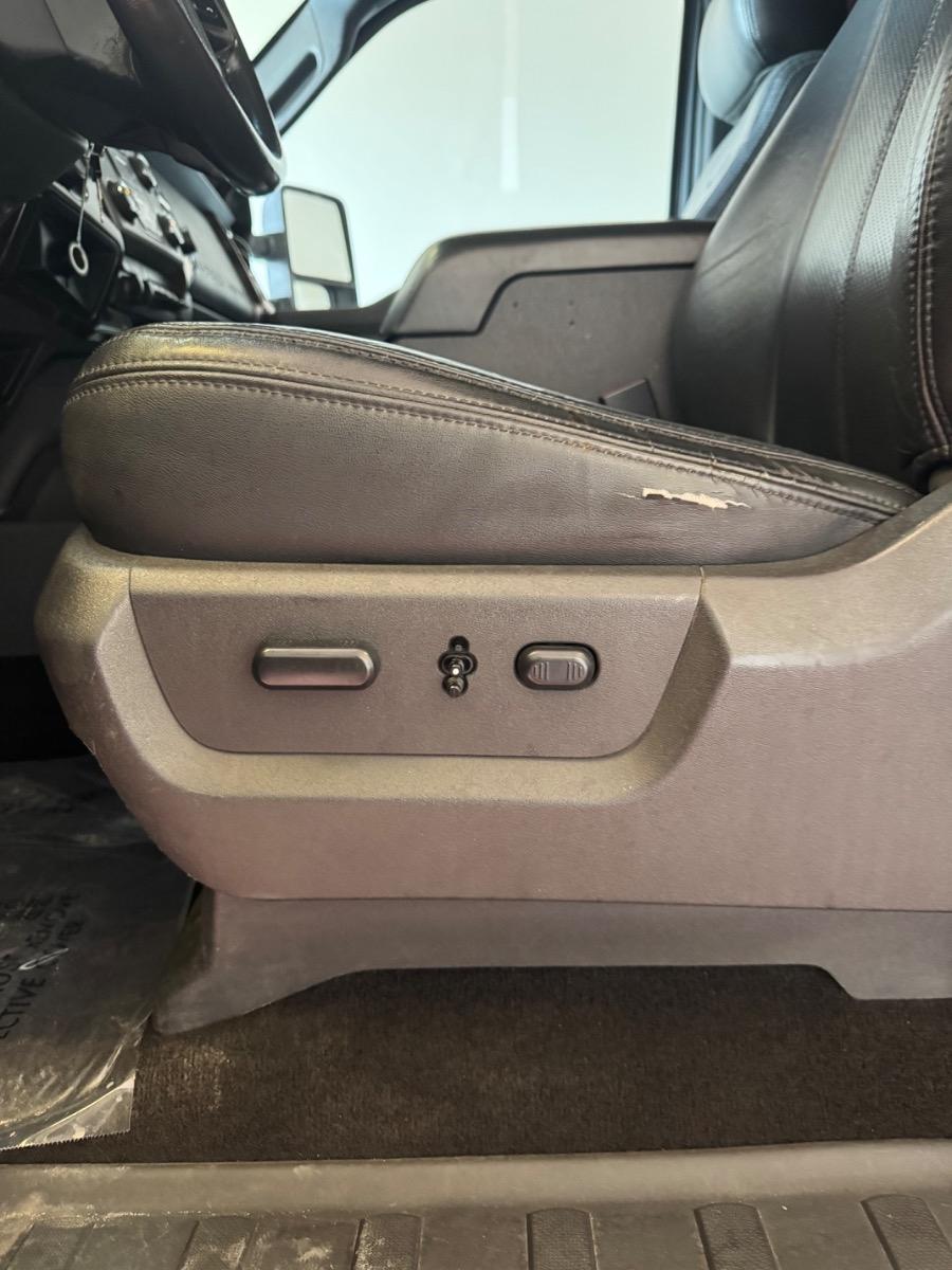 Ford Super Duty F-250 SRW 4WD Crew Cab 156" XL 2014