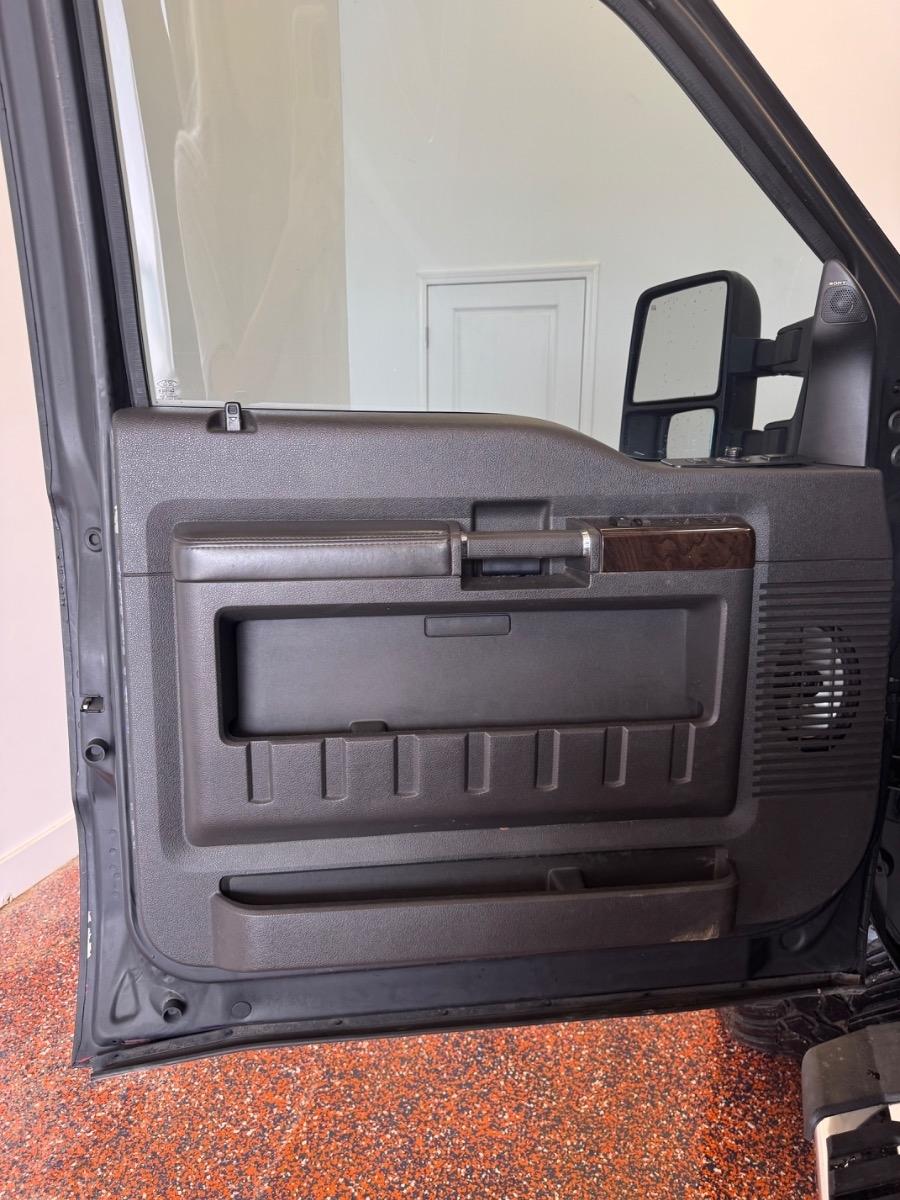 Ford Super Duty F-250 SRW 4WD Crew Cab 156" XL 2014