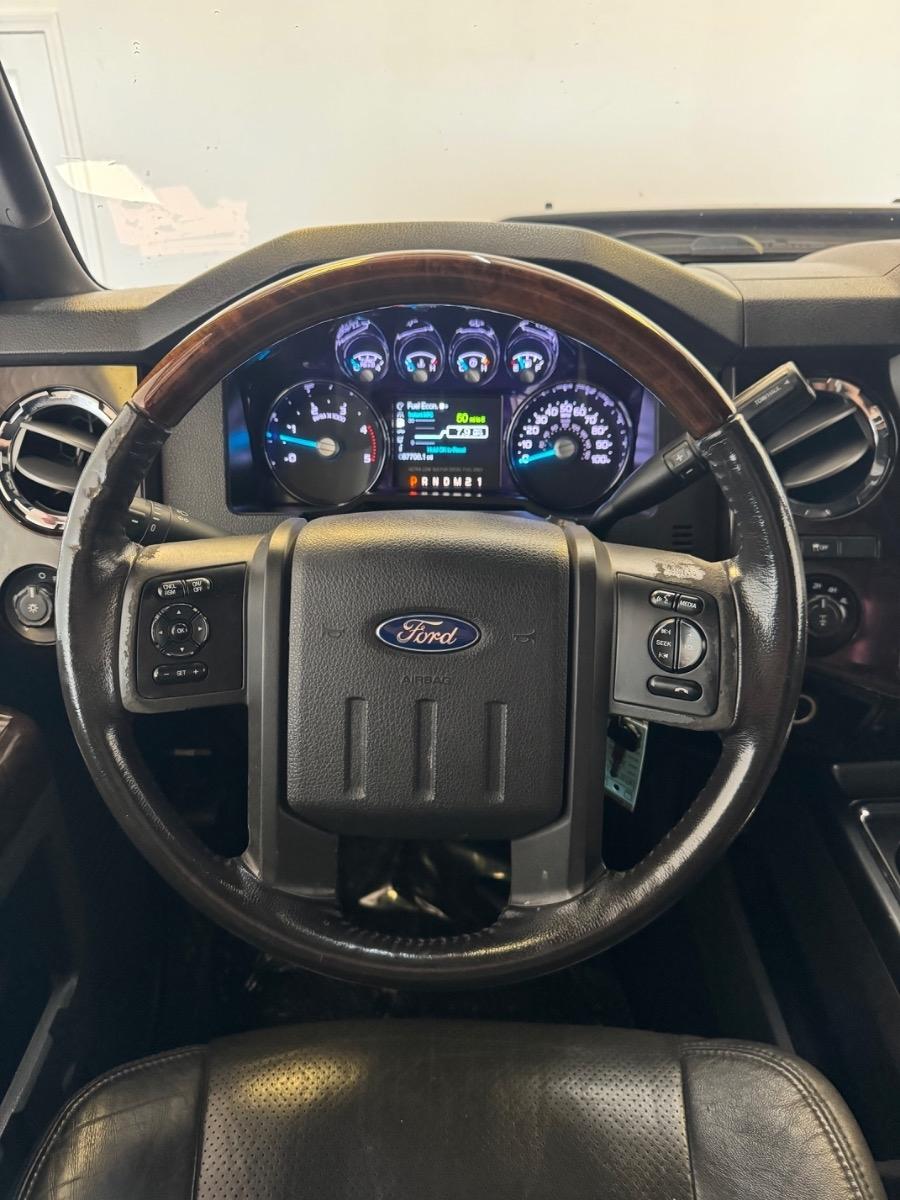 Ford Super Duty F-250 SRW 4WD Crew Cab 156" XL 2014