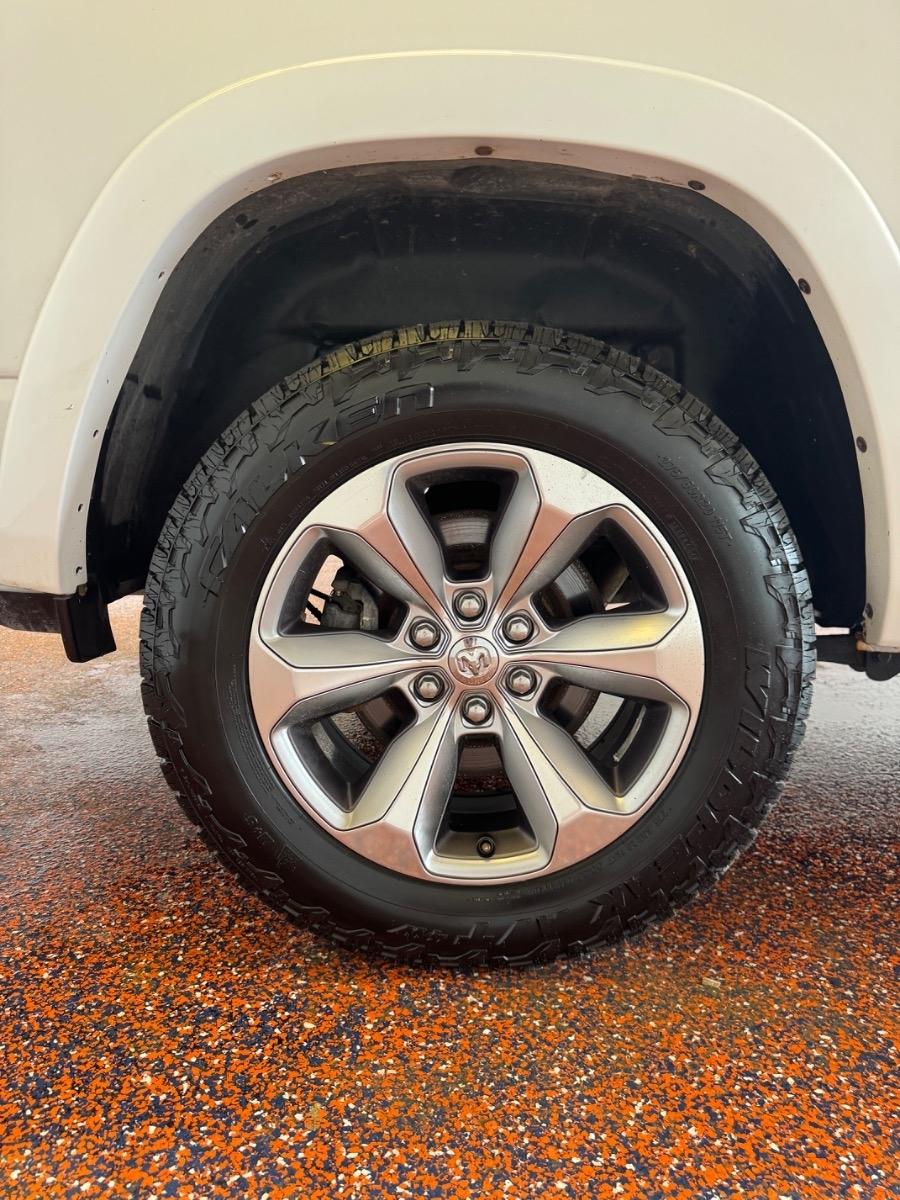 RAM 1500 Limited 4x4 Crew Cab 5'7" Box 2021