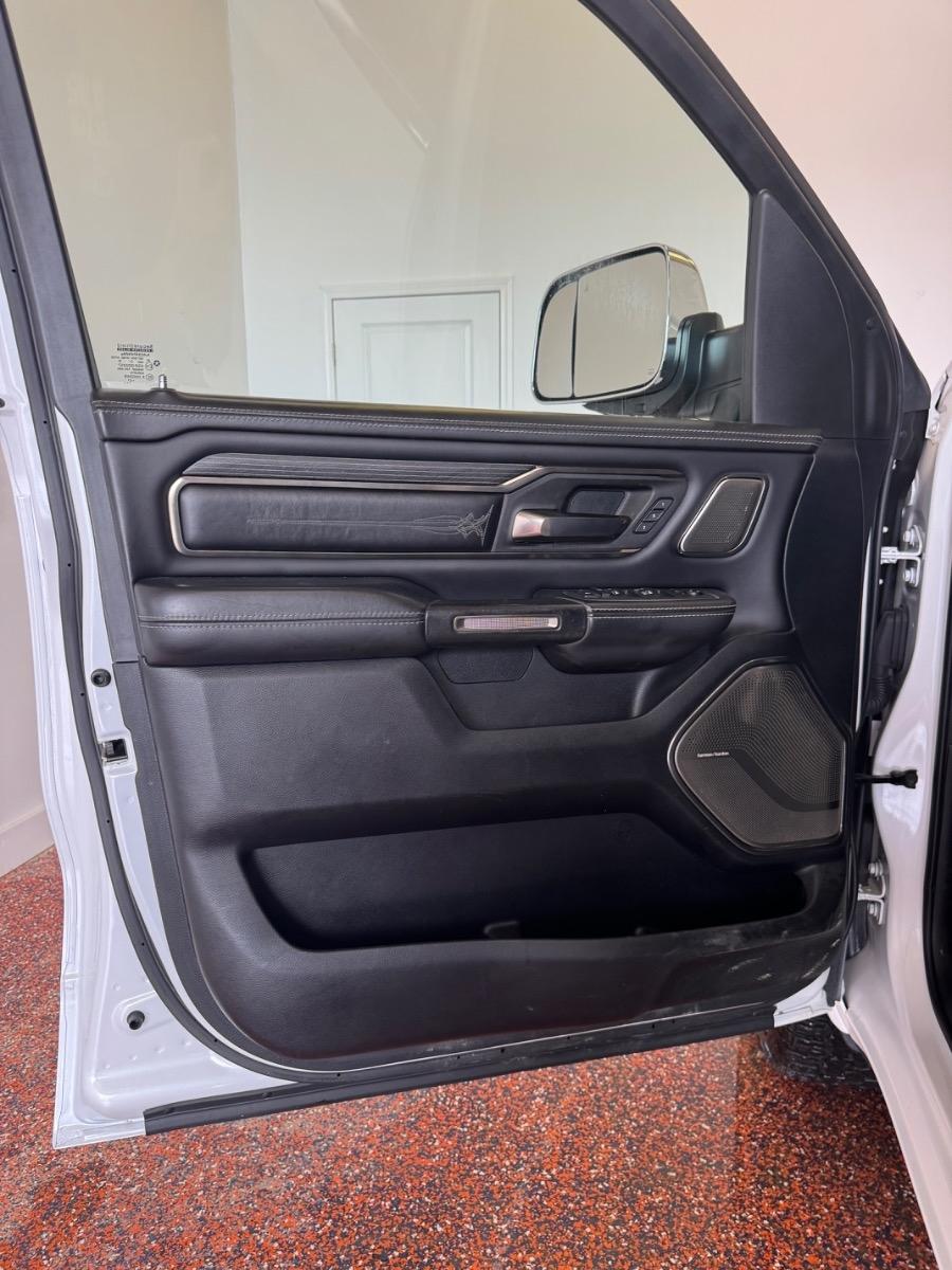 RAM 1500 Limited 4x4 Crew Cab 5'7" Box 2021