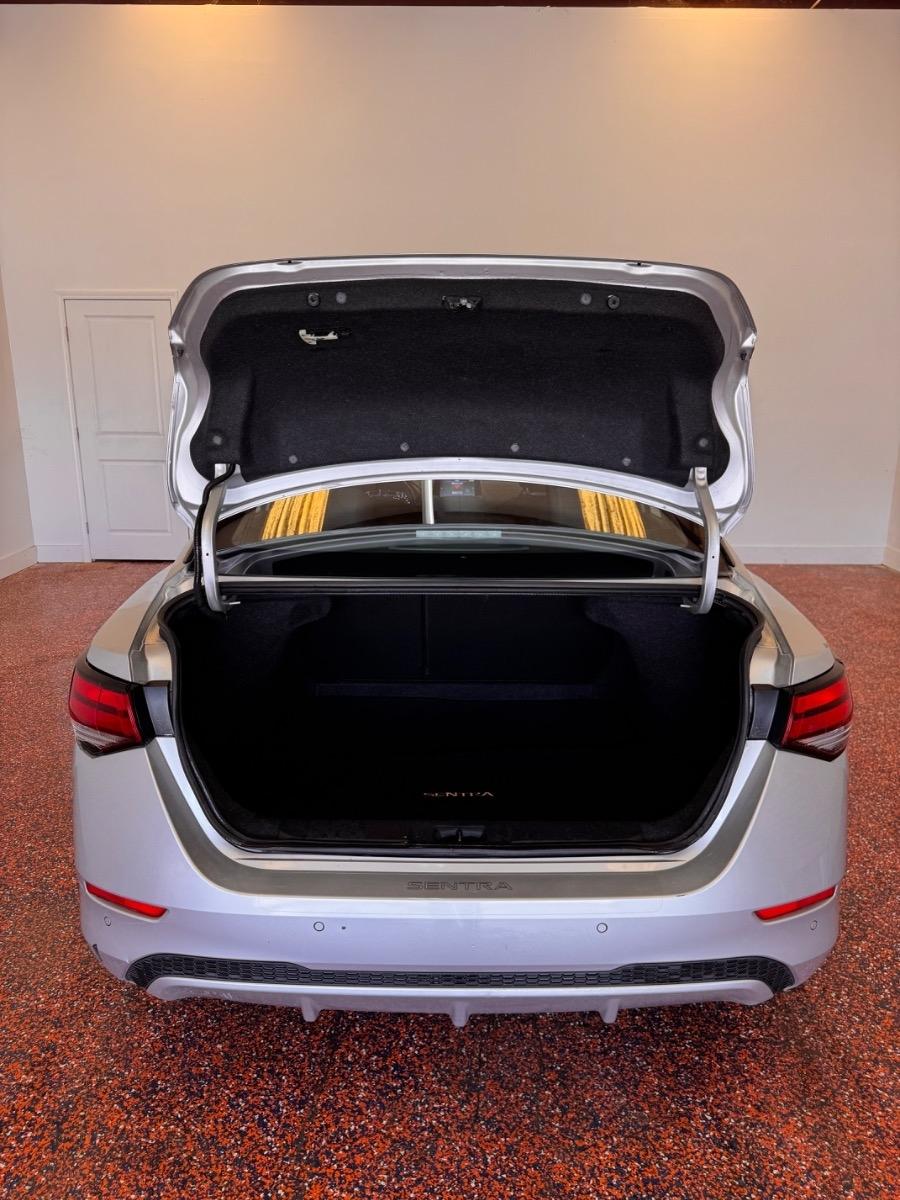Nissan Sentra SV CVT 2021