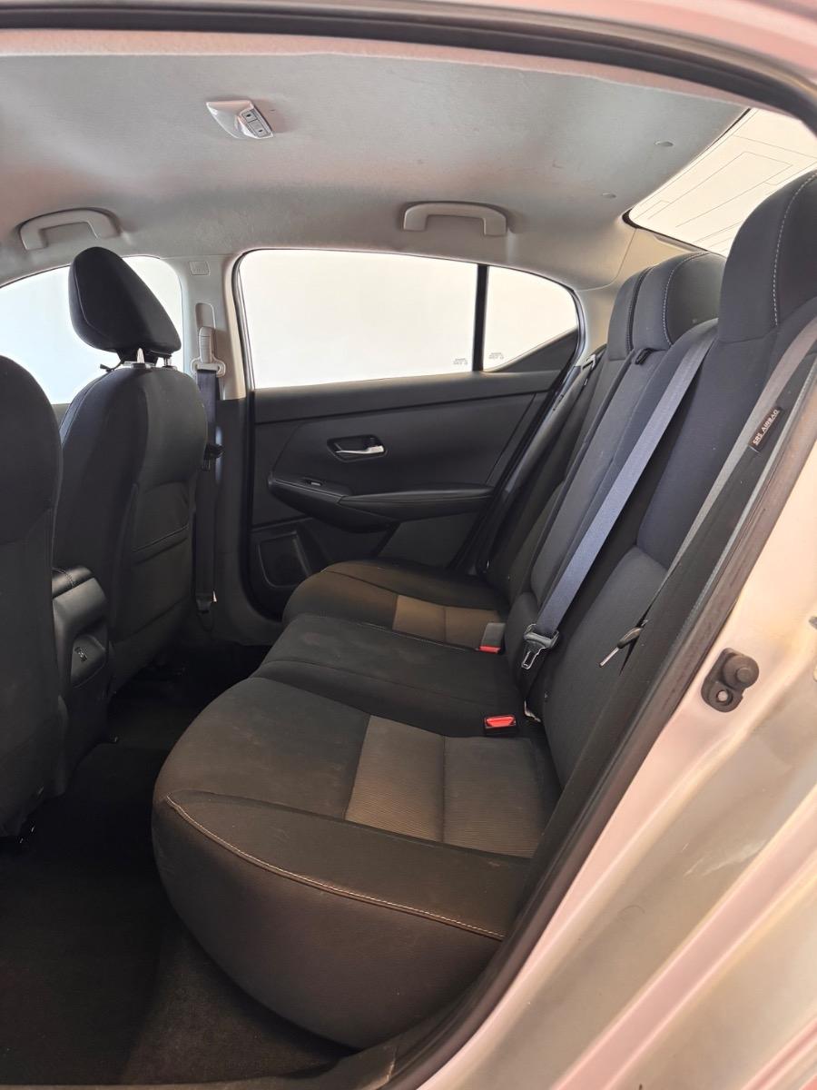 Nissan Sentra SV CVT 2021