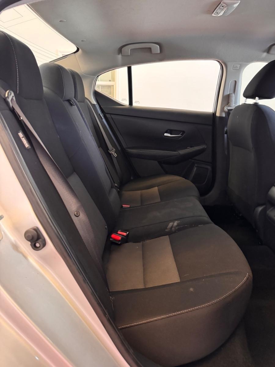 Nissan Sentra SV CVT 2021
