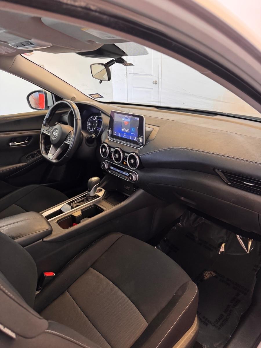 Nissan Sentra SV CVT 2021