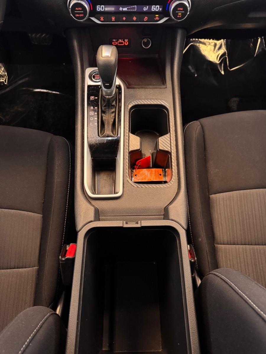 Nissan Sentra SV CVT 2021