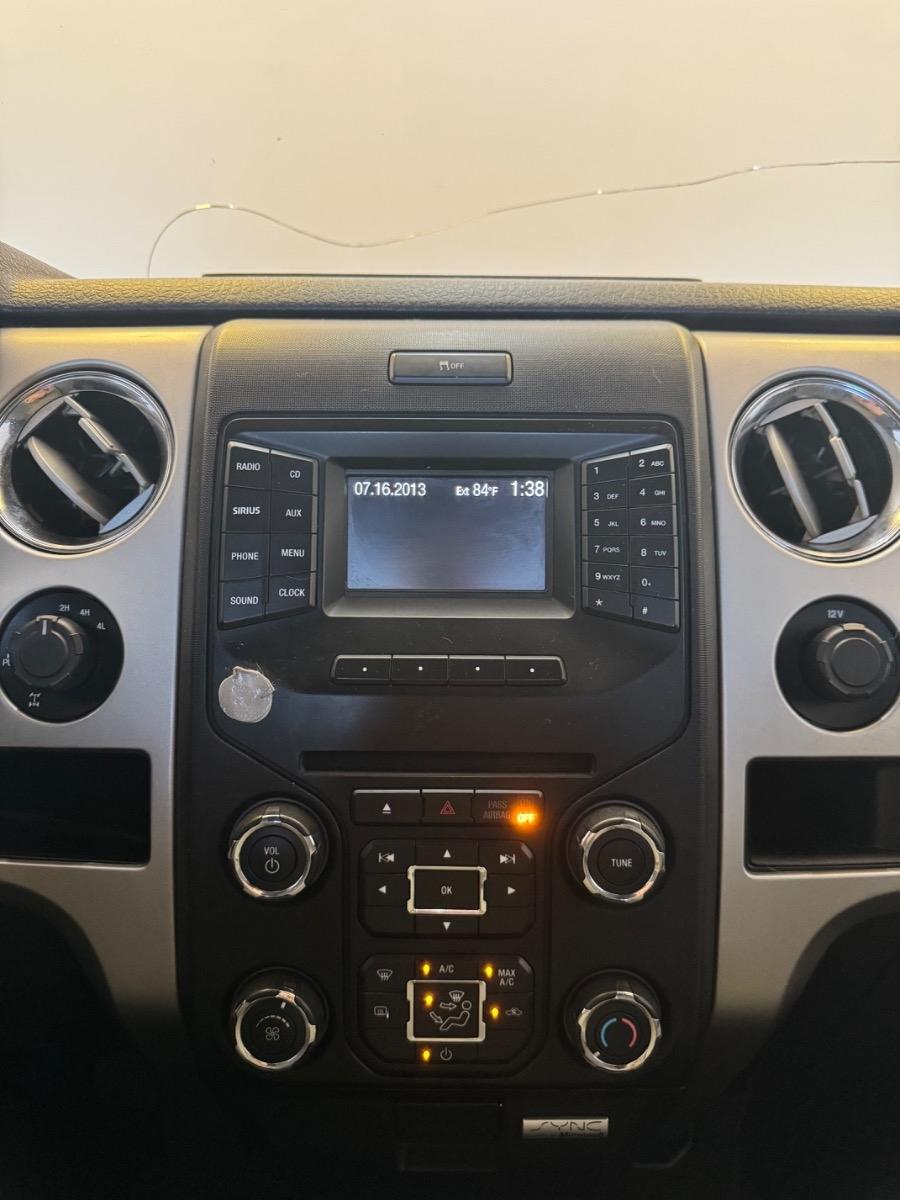 Ford F-150 4WD SuperCrew 145" King Ranch 2014