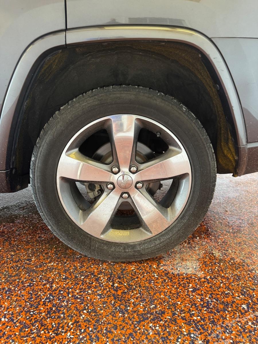 Jeep Grand Cherokee 4WD 4dr Overland 2015