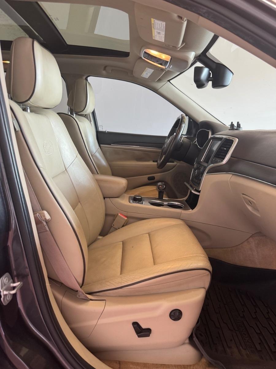 Jeep Grand Cherokee 4WD 4dr Overland 2015