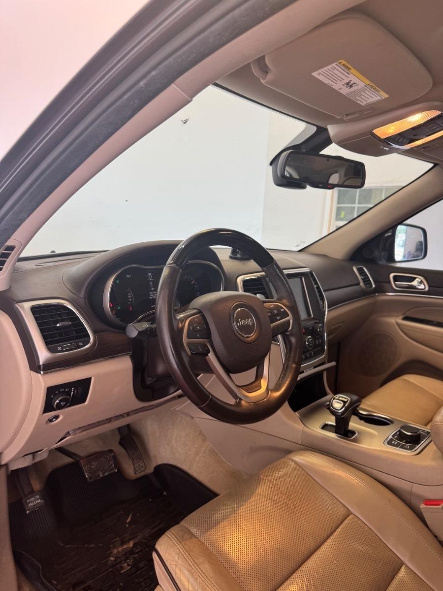 Jeep Grand Cherokee 4WD 4dr Overland 2015