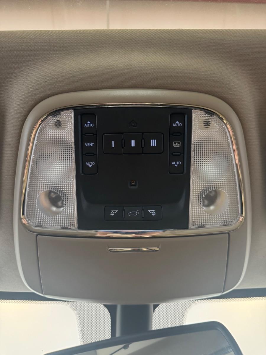 Jeep Grand Cherokee 4WD 4dr Overland 2015