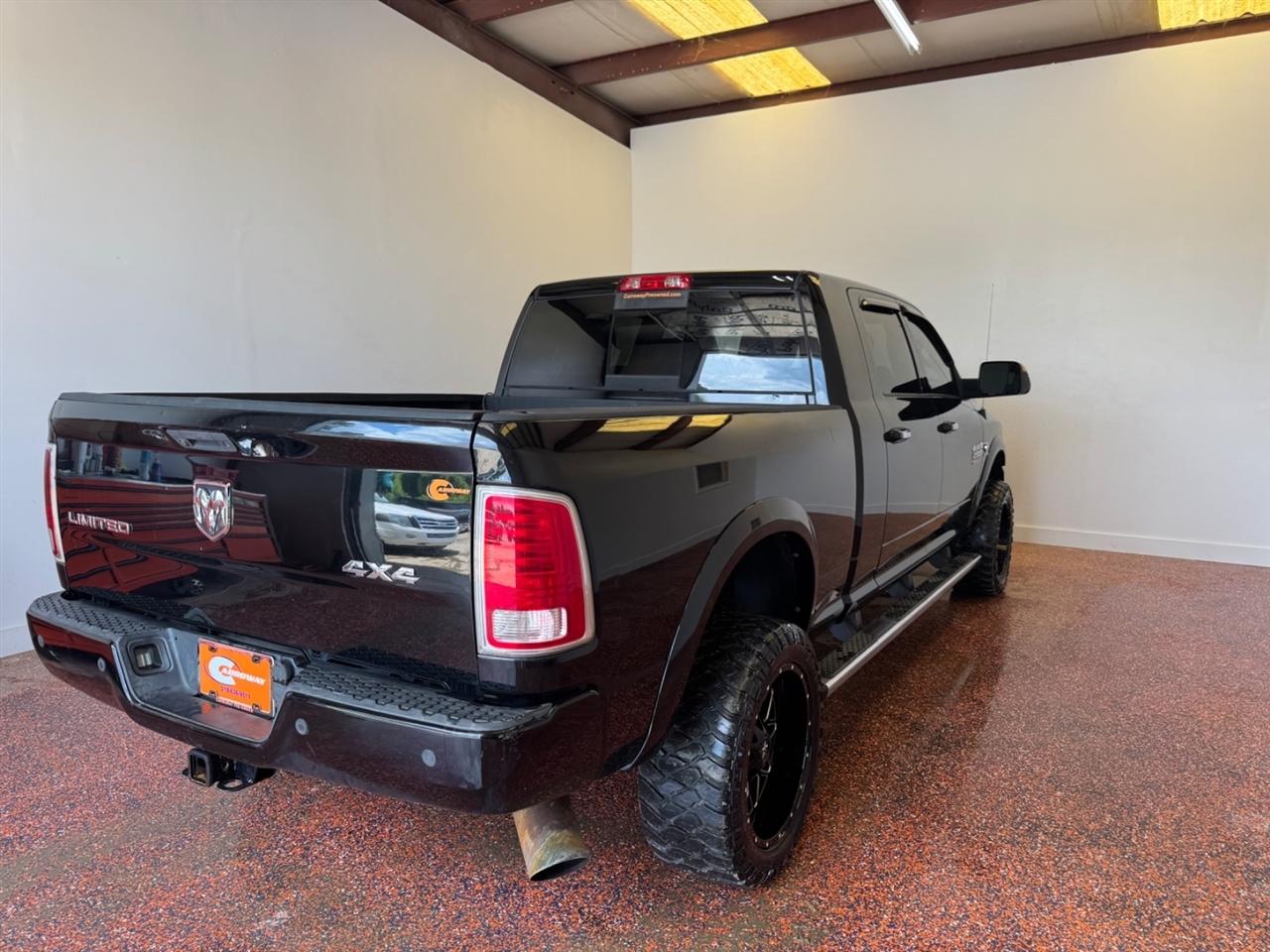 RAM 2500 4WD Mega Cab 160.5" Longhorn Limited 2014