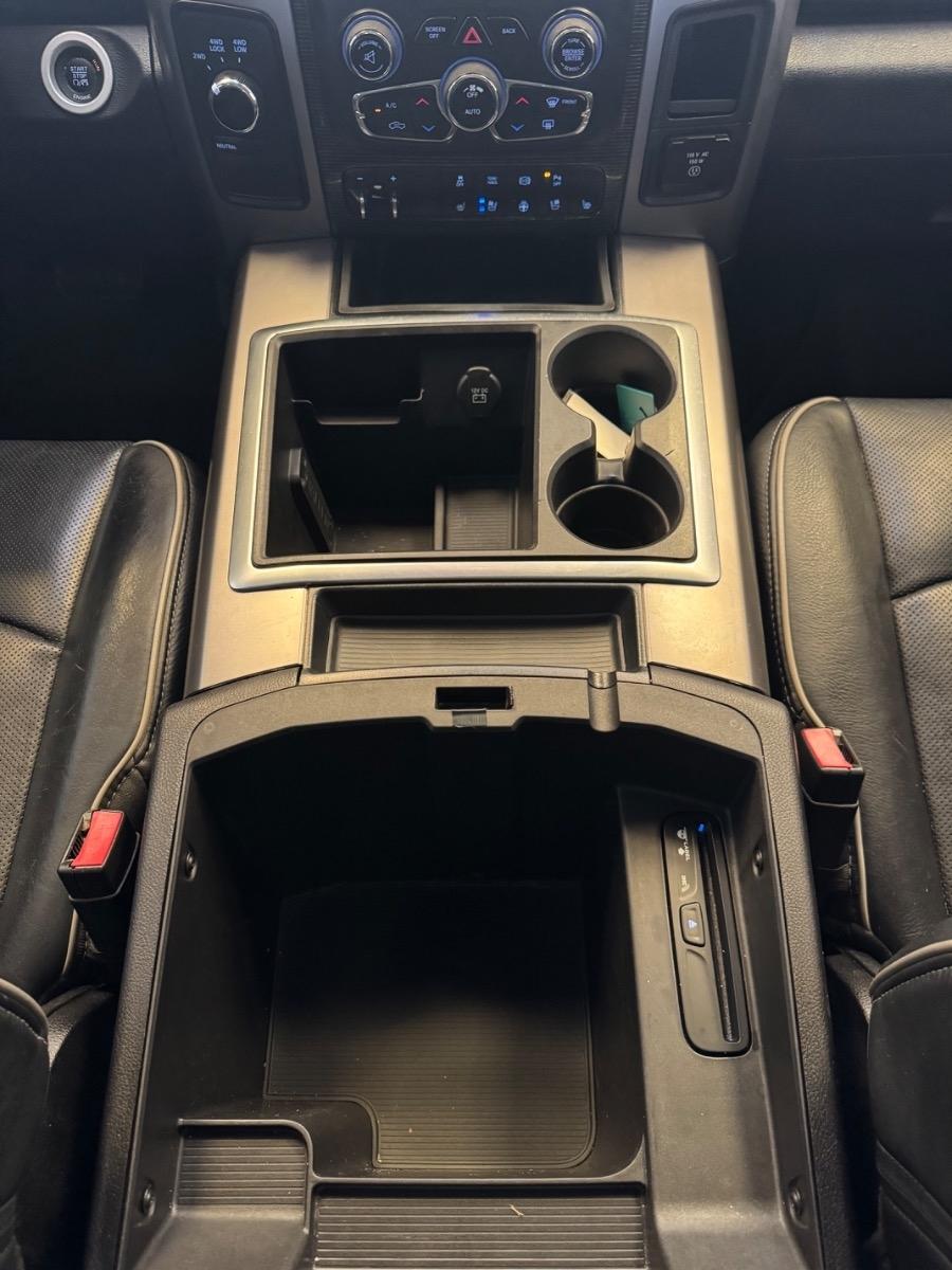 RAM 2500 4WD Mega Cab 160.5" Longhorn Limited 2014