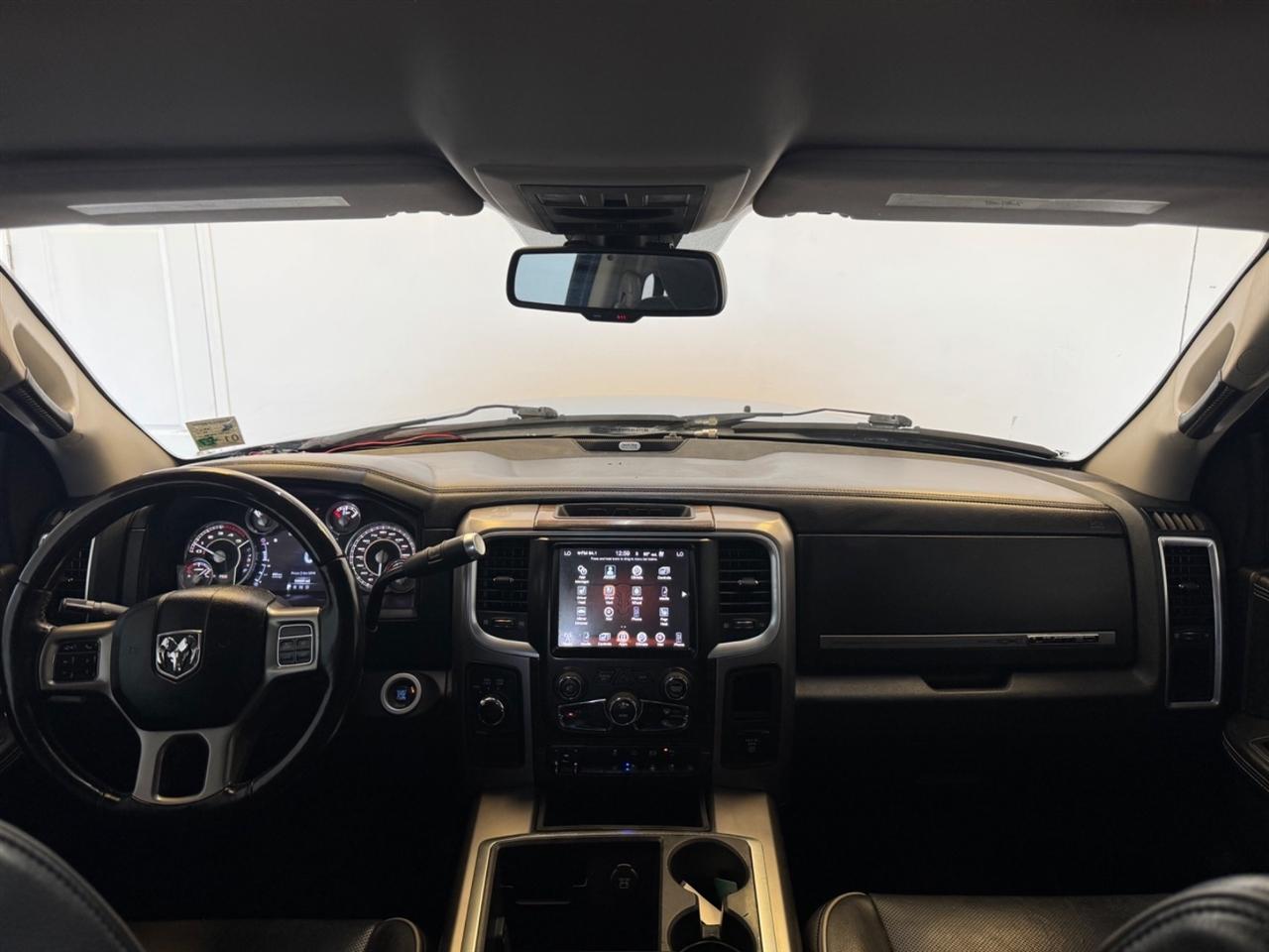 RAM 2500 4WD Mega Cab 160.5" Longhorn Limited 2014