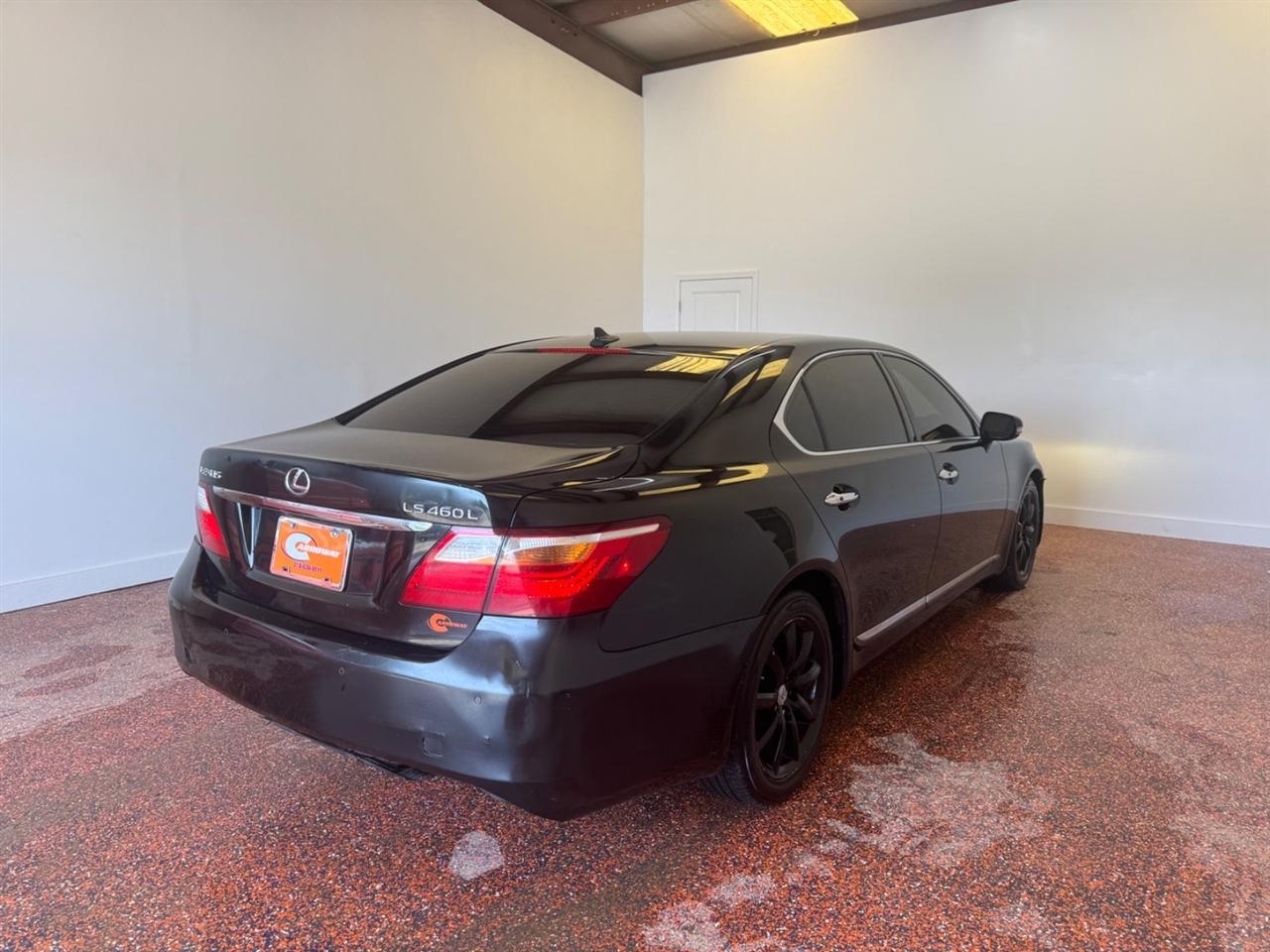 Lexus LS 460 4dr Sdn L RWD 2011