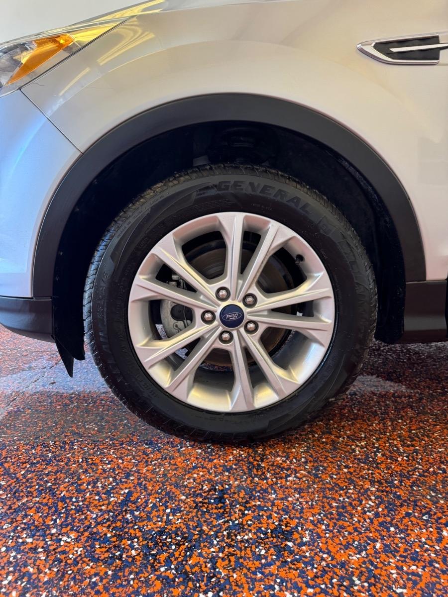 Ford Escape SE FWD 2018