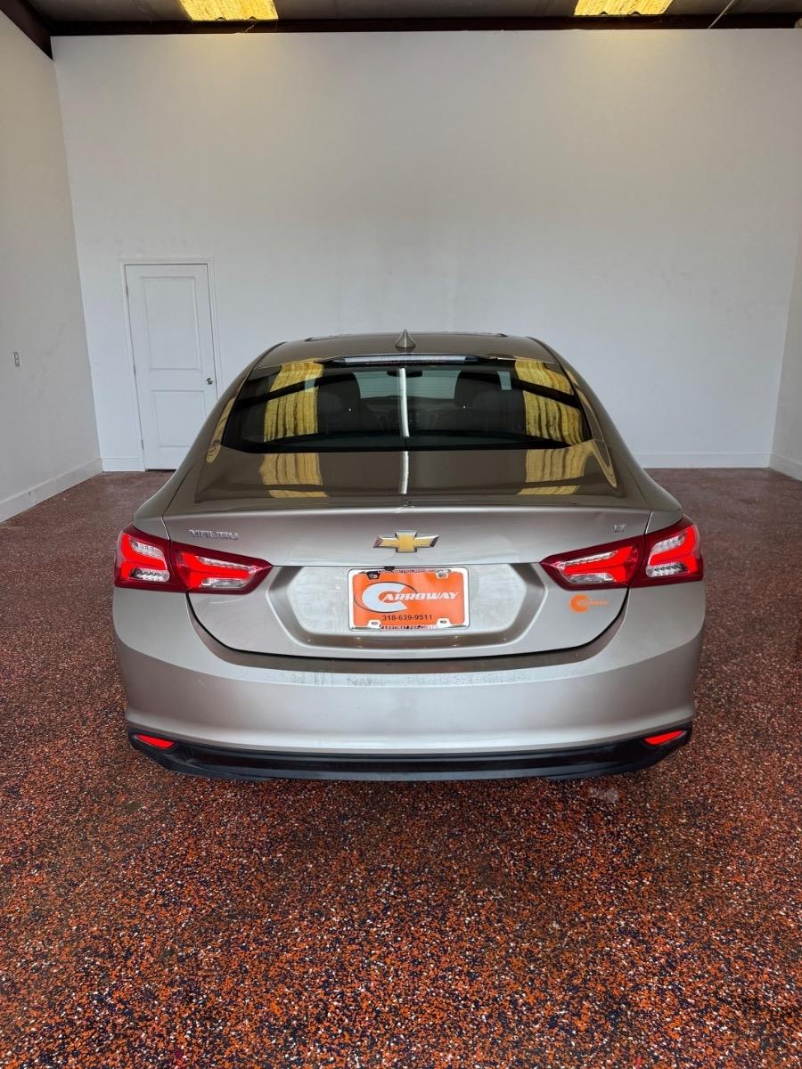 Chevrolet Malibu 4dr Sdn LT 2022