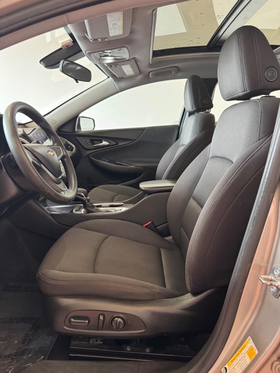 Chevrolet Malibu 4dr Sdn LT 2022