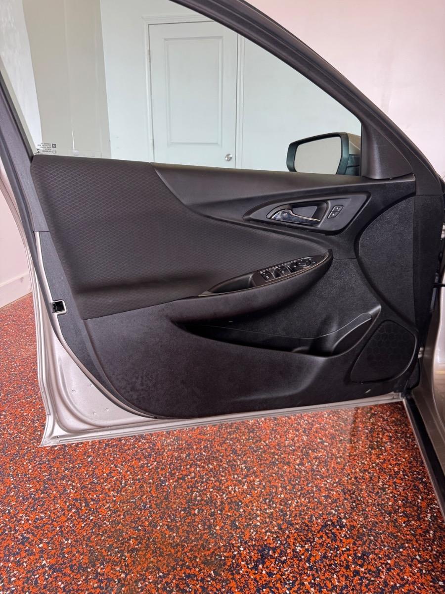 Chevrolet Malibu 4dr Sdn LT 2022