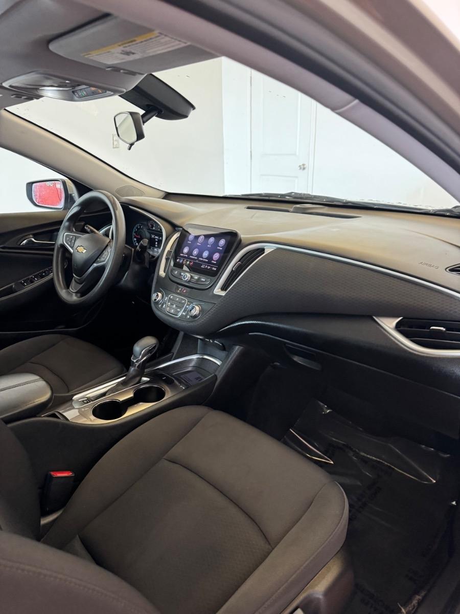 Chevrolet Malibu 4dr Sdn LT 2022