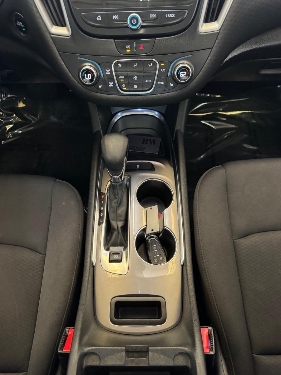 Chevrolet Malibu 4dr Sdn LT 2022