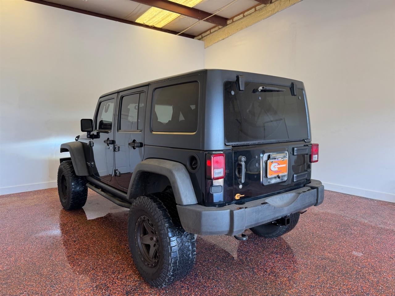 Jeep Wrangler Unlimited 4WD 4dr Rubicon 2014