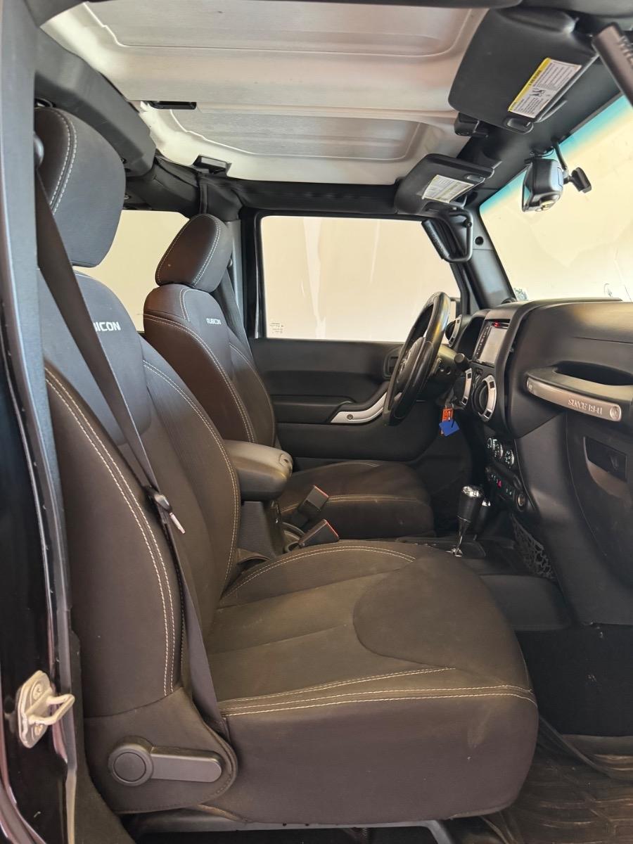 Jeep Wrangler Unlimited 4WD 4dr Rubicon 2014