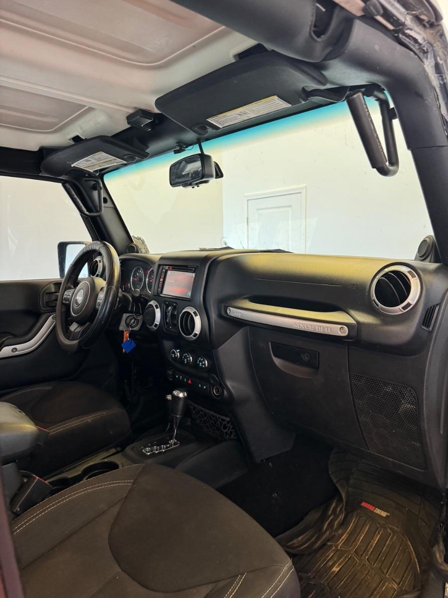 Jeep Wrangler Unlimited 4WD 4dr Rubicon 2014