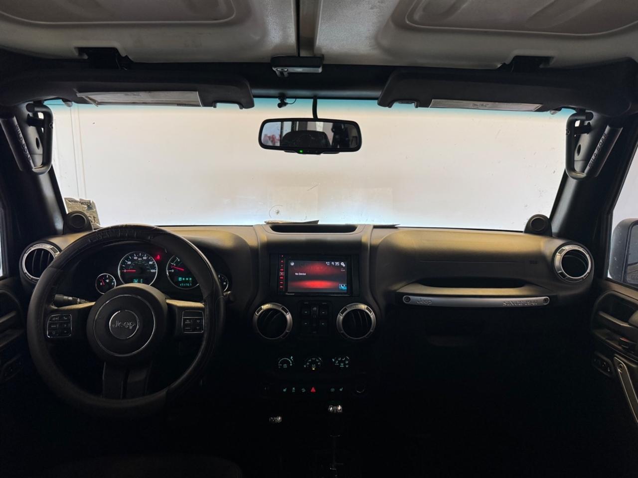 Jeep Wrangler Unlimited 4WD 4dr Rubicon 2014