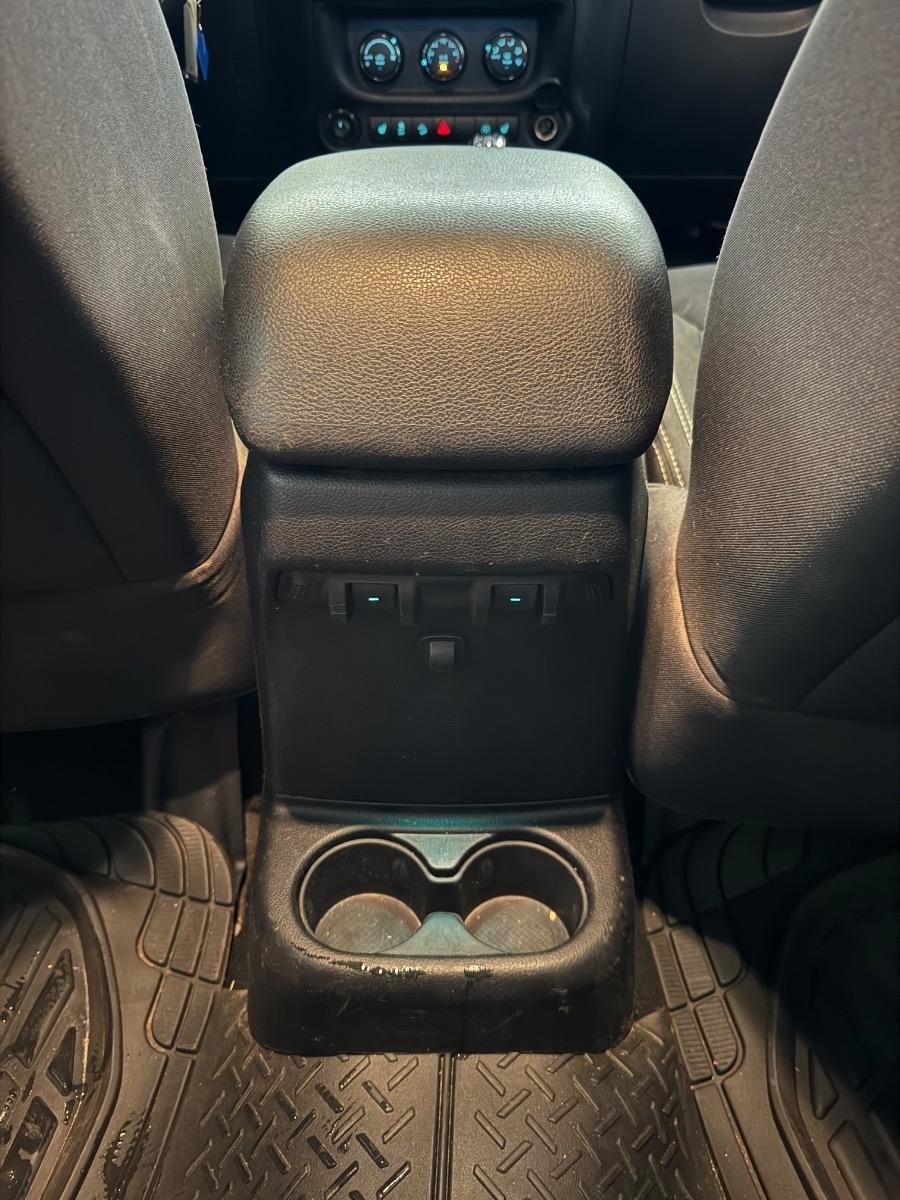 Jeep Wrangler Unlimited 4WD 4dr Rubicon 2014