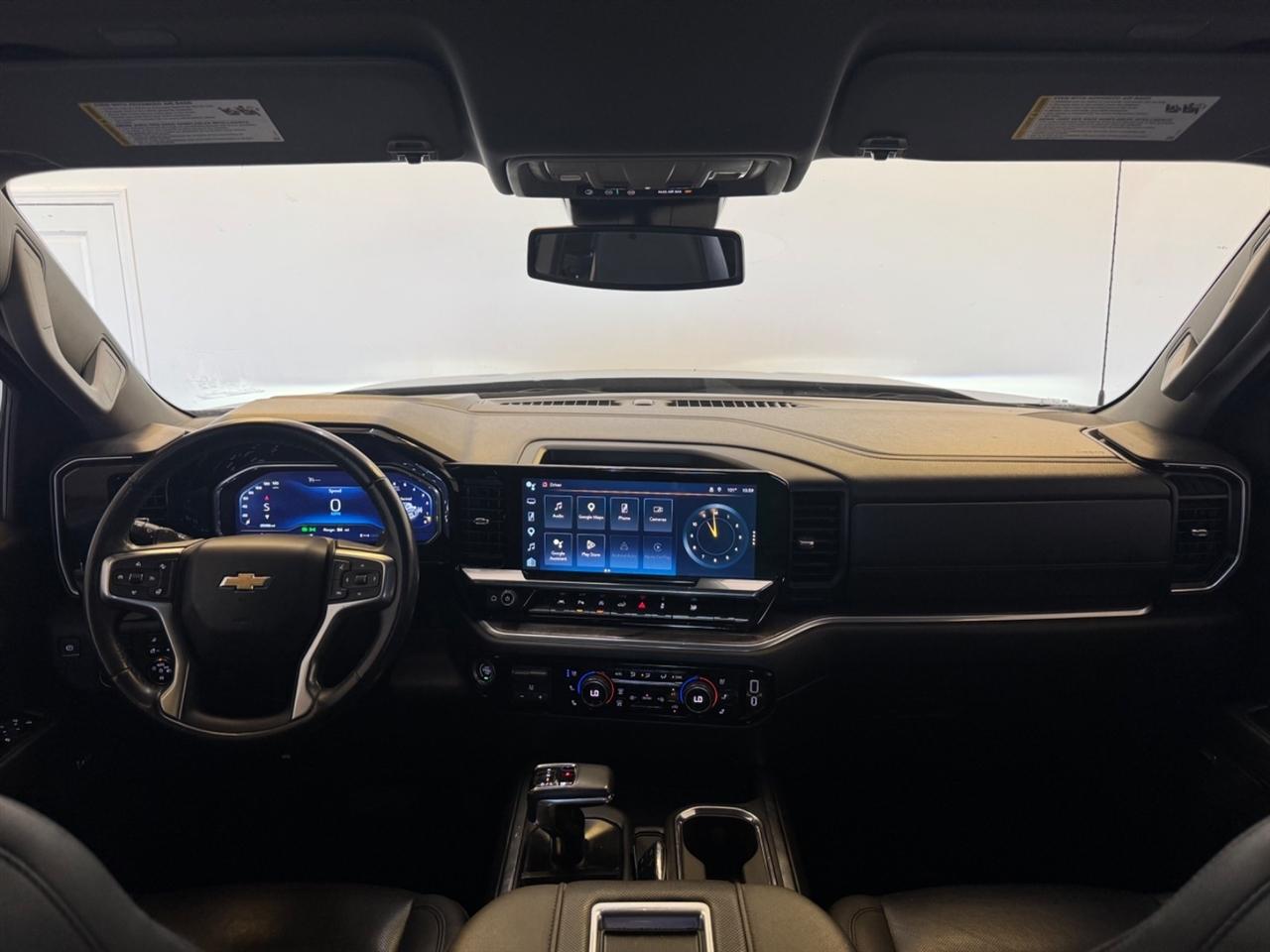 Chevrolet Silverado 1500 4WD Crew Cab 147" LTZ 2022