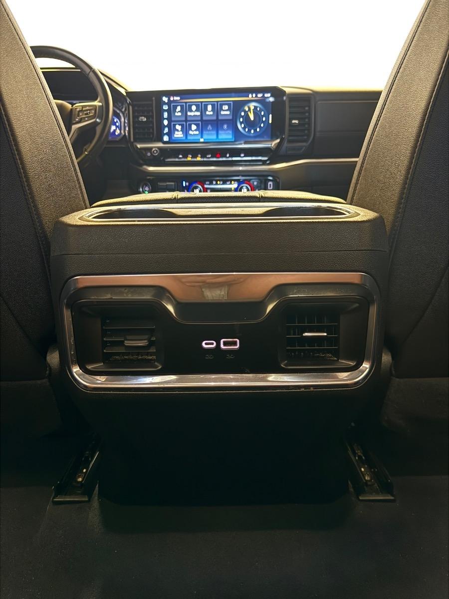 Chevrolet Silverado 1500 4WD Crew Cab 147" LTZ 2022