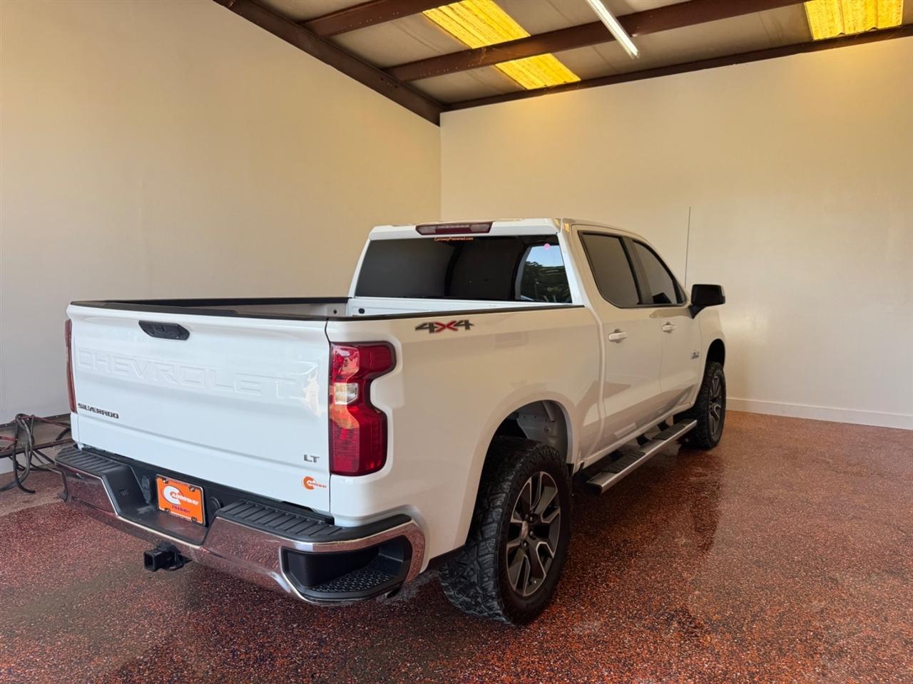 Chevrolet Silverado 1500 4WD Crew Cab 147" LT w/1LT 2022