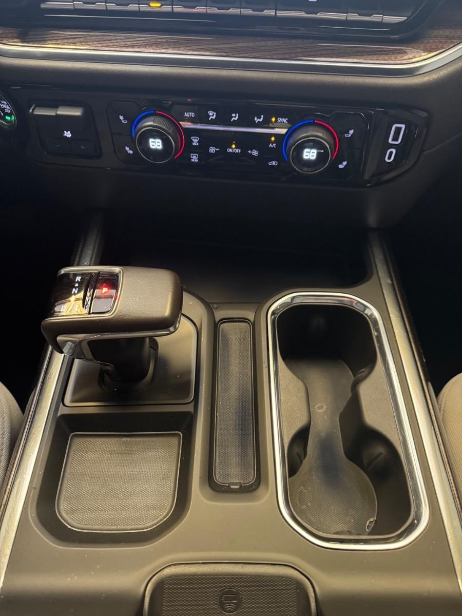 Chevrolet Silverado 1500 4WD Crew Cab 147" LT w/1LT 2022