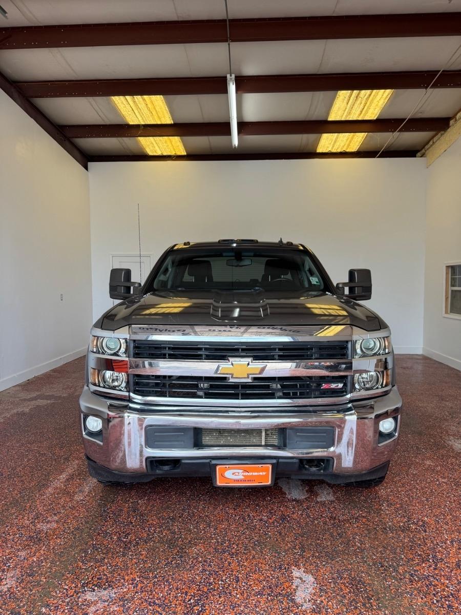 Chevrolet Silverado 2500HD 4WD Double Cab 144.2" LT 2015