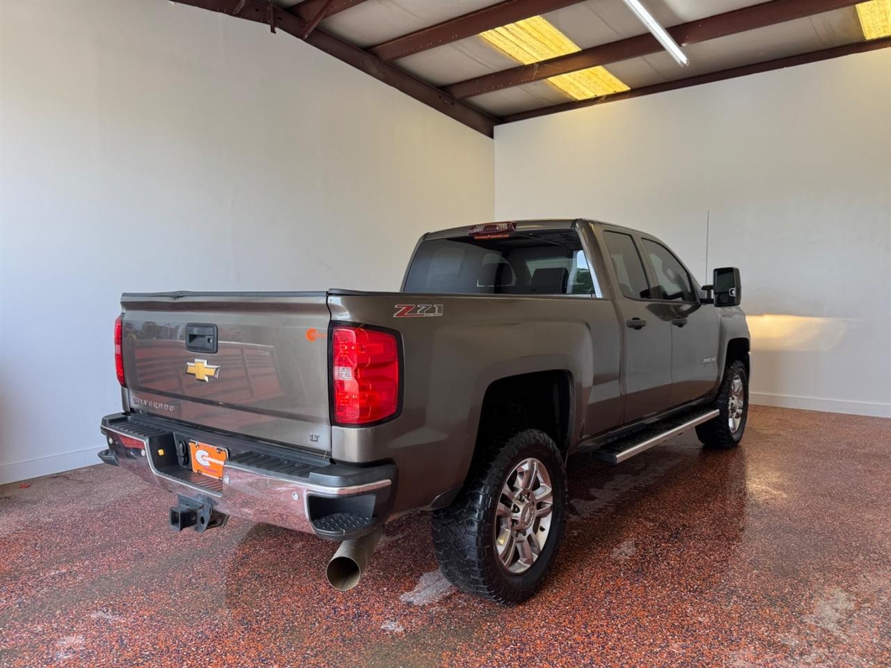 Chevrolet Silverado 2500HD 4WD Double Cab 144.2" LT 2015