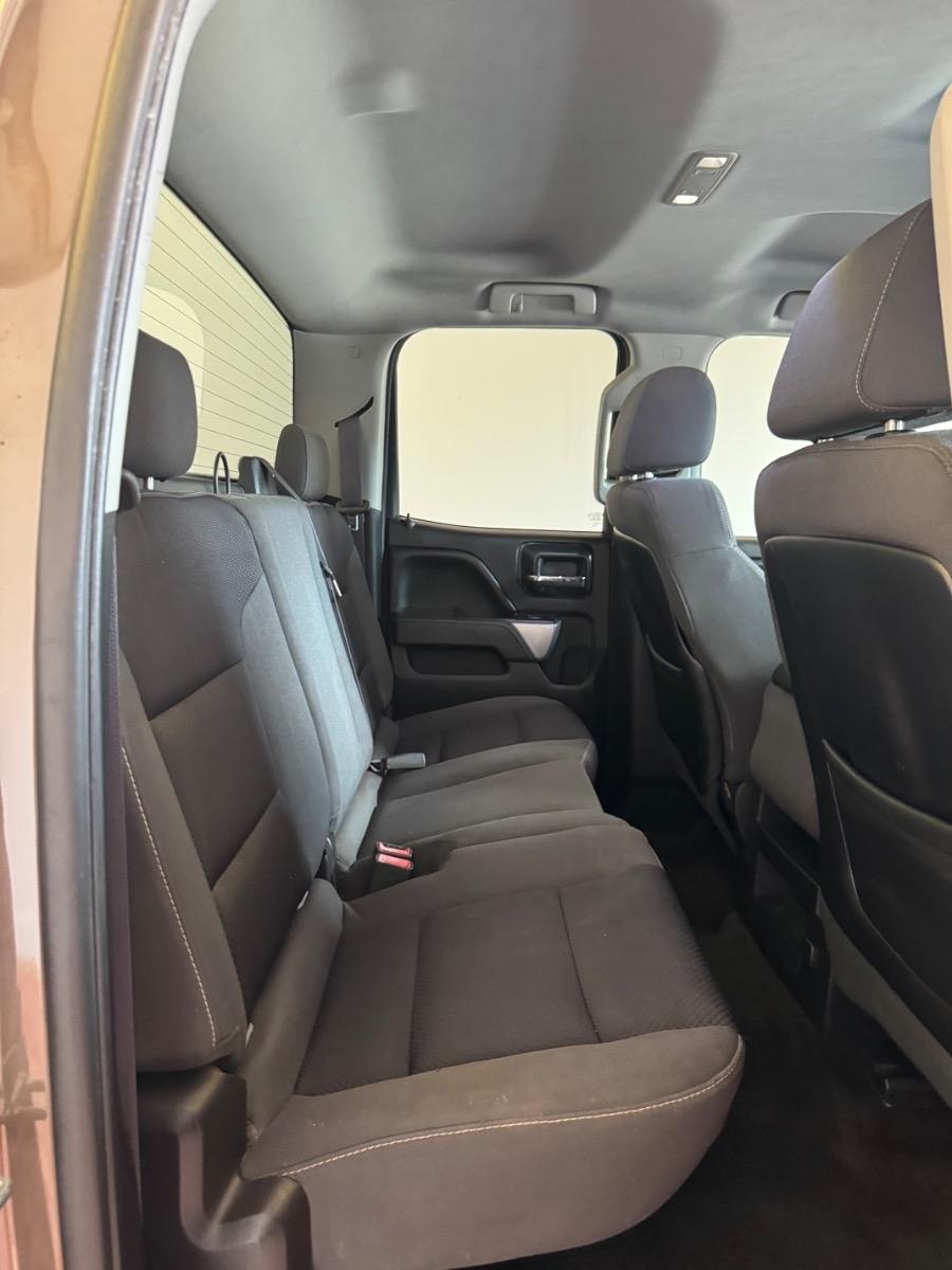 Chevrolet Silverado 2500HD 4WD Double Cab 144.2" LT 2015