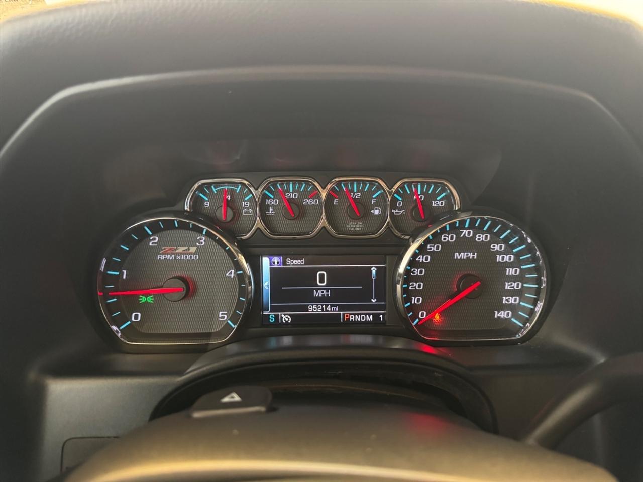 Chevrolet Silverado 2500HD 4WD Double Cab 144.2" LT 2015