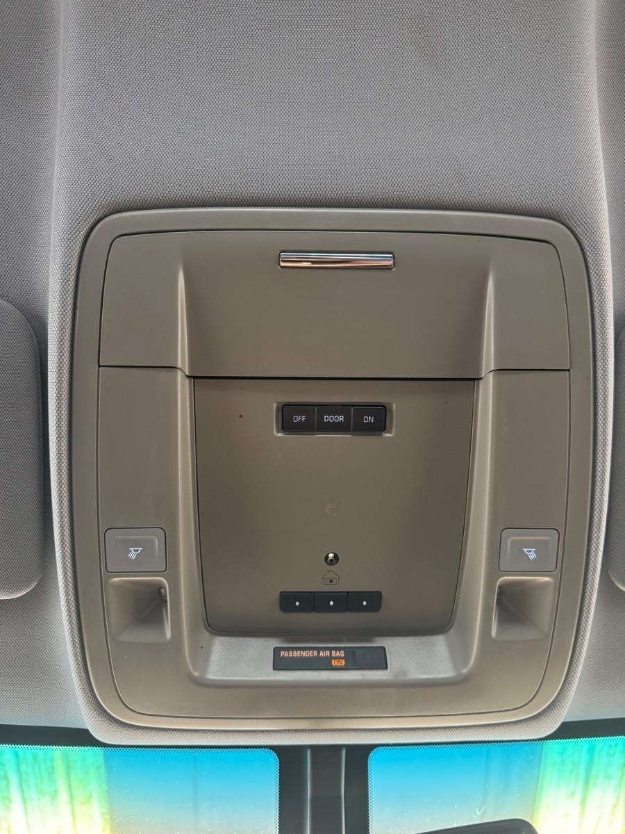 Chevrolet Silverado 2500HD 4WD Double Cab 144.2" LT 2015