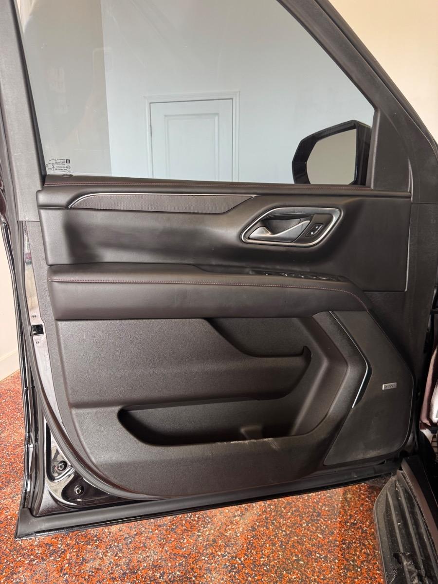Chevrolet Tahoe 4WD 4dr RST 2021